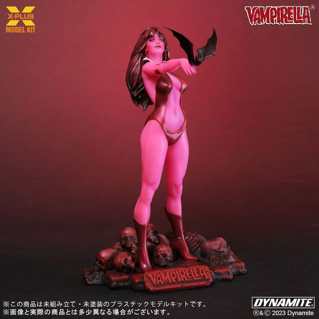 XPlus 1/8 Vampirella Jose Gonzalez Glow In The Dark Edition Plastic Model Kit 12 XPlus 1/8 Vampirella Jose Gonzalez Glow In The Dark Edition Plastic Model Kit - Image 10