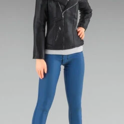 Hasegawa 1/12 Real Figure Collection No.28 Girl Rider Vol.3 Plastic Model -Innovative Hobby Supply shop 4967834523531 33bc4790d354e34bdcc84d2df5f28788 27633.1679887141