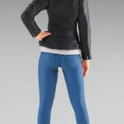 Hasegawa 1/12 Real Figure Collection No.28 Girl Rider Vol.3 Plastic Model -Innovative Hobby Supply shop 4967834523531 7e819f686e65a4e51ccb69fe3ba363bc 68794.1679887141