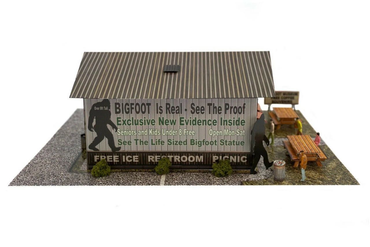 BK 4836 1:48 Scale Bigfoot Museum Model Building Kit 7 BK 4836 1:48 Scale Bigfoot Museum Model Building Kit - Image 5